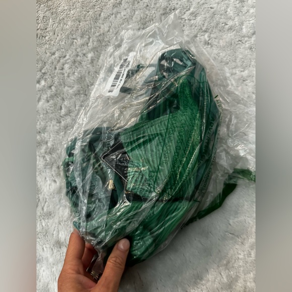 NWT- ZAFUL textured Green Gold Embellished Bikini Set - Picture 3 of 14